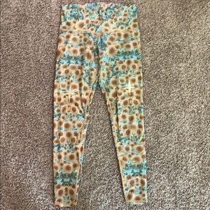 Size M Teeki Pants